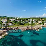 Villa Teix de Bonaire para 10, jardines y vista mar